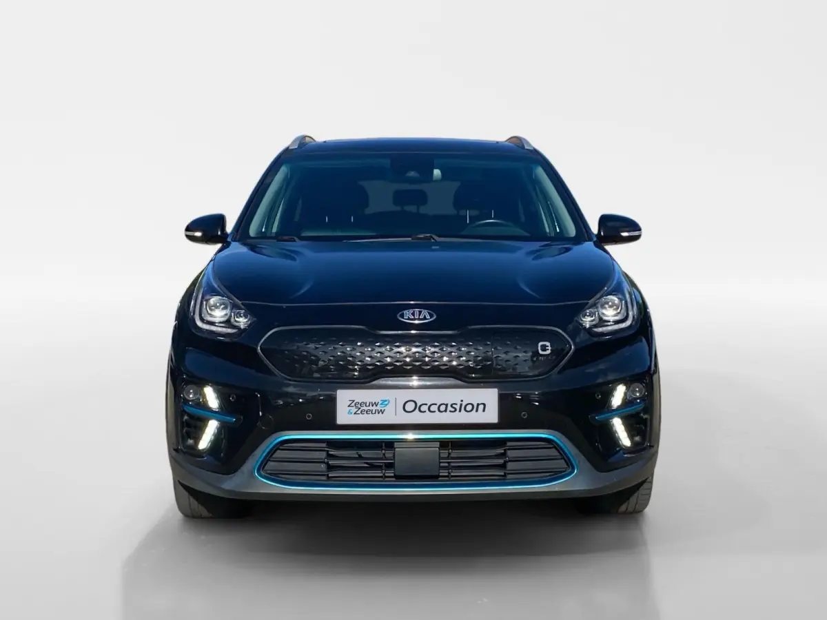 DynamicPlusLine 64 kWh Climate control | Stoel,- en stuurverwarming | Parkeercamera | Cruise control | Elek. schuif/kanteldak | 16 inch LM velgen |
