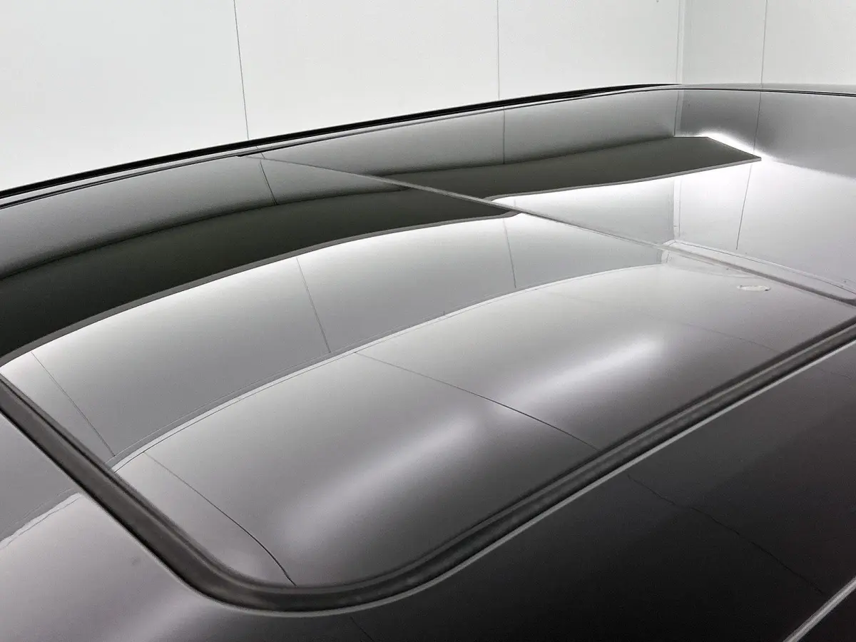 Max Comfort Range 74 kWh | Elektrisch Verstelbare Massagestoelen | Accu 99% | Navigatie | Panoramisch Schuif/Kantel Dak | Handsfree Kofferbak | Matrix Koplampen |