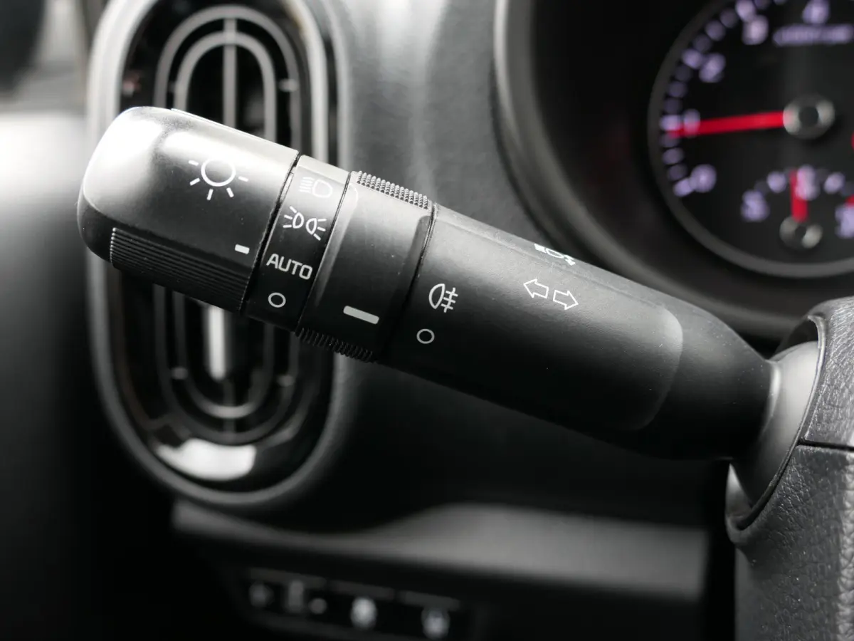 1.0 DPi DynamicLine | All-In | Automaat | Draadloos Apple-/Android Carplay | Achteruitrijcamera | Cruise Control | Airco | Origineel Nederlands