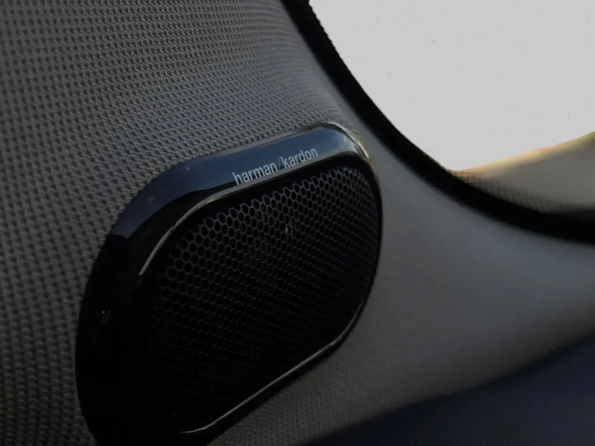 1.5 Cooper Business Edition(NL-auto, Goed onderh, Carplay, Navi, StoelV, Climate Con, Automaat, PDC V+A, Etc)