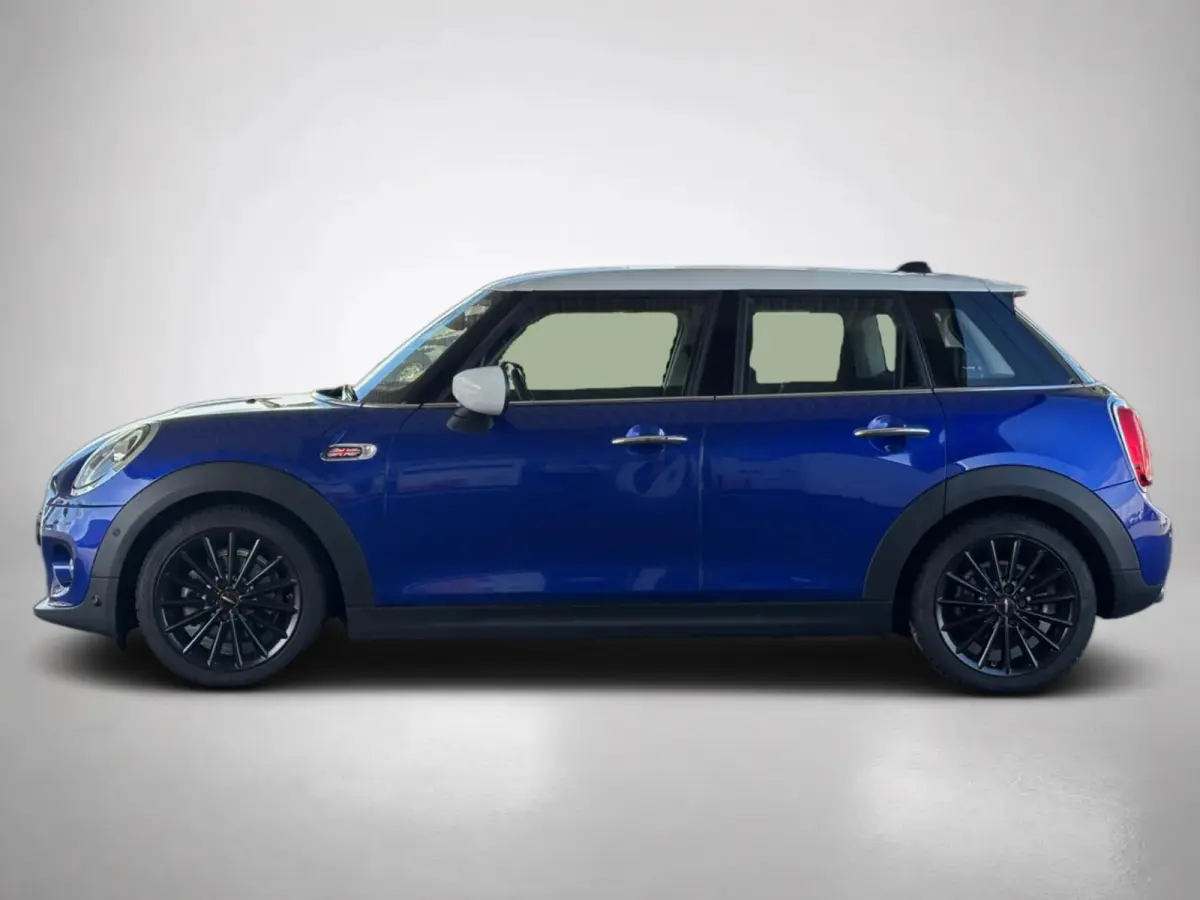 1.5 Cooper Business Edition(NL-auto, Goed onderh, Carplay, Navi, StoelV, Climate Con, Automaat, PDC V+A, Etc)