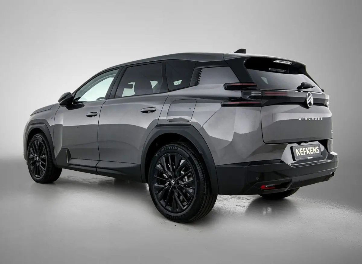 1.6 Plug-In Hybrid 225 Max | Elektrisch Verstelbare Massagestoelen | Dodehoekbewaking | Navigatie | Heads-Up Display | Handsfree Kofferklep | Adaptieve Cruise Control |