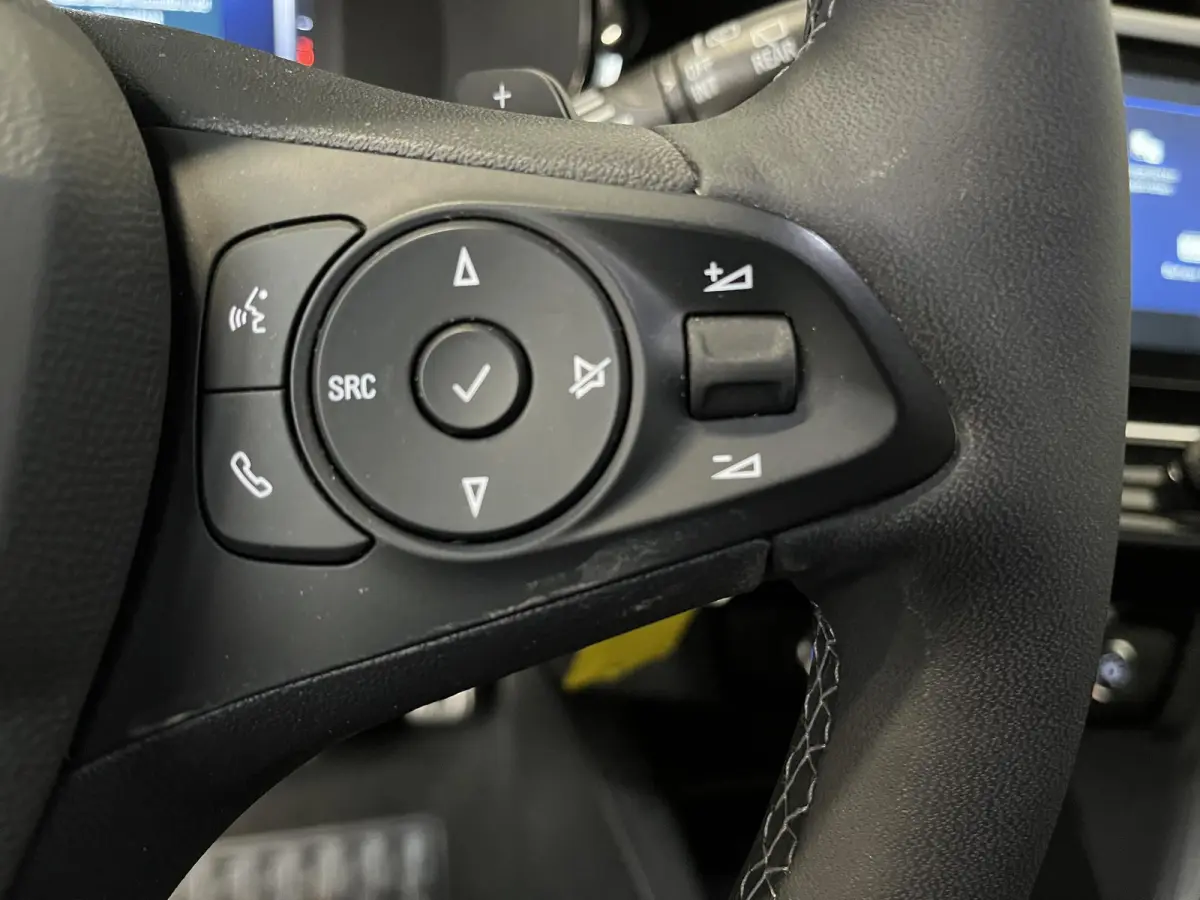 1.2 Turbo Automaat GS Line Airco Carplay Navigatie Cruise Control Full LED 16" Black Wheels PDC VA + Camera Virtual Cockpit