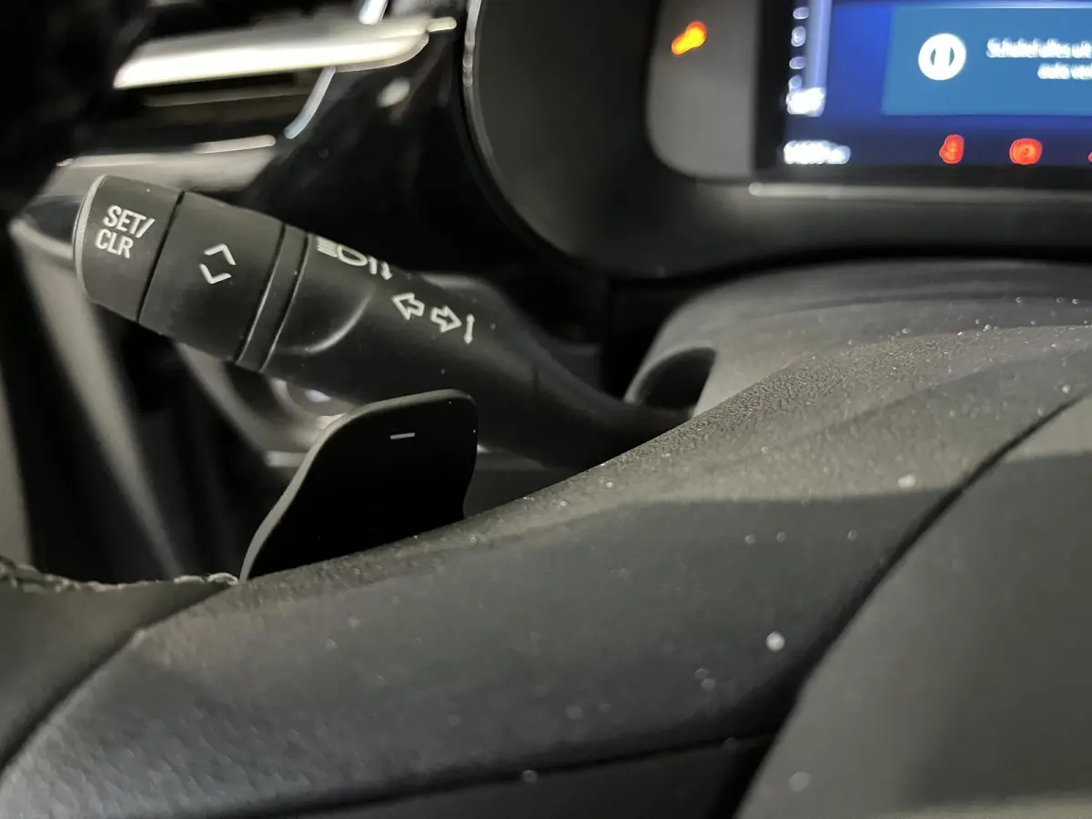 1.2 Turbo Automaat GS Line Airco Carplay Navigatie Cruise Control Full LED 16" Black Wheels PDC VA + Camera Virtual Cockpit
