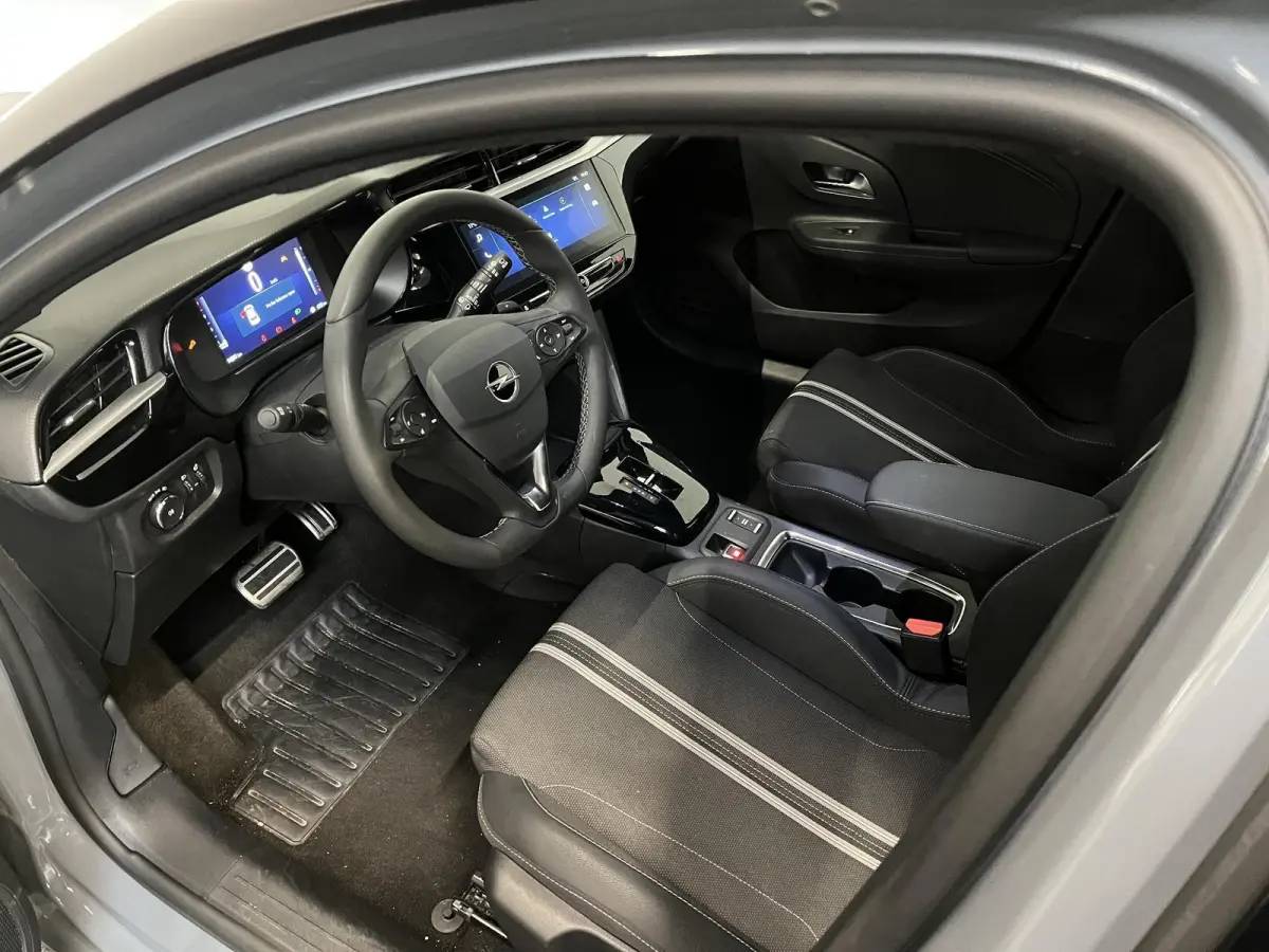1.2 Turbo Automaat GS Line Airco Carplay Navigatie Cruise Control Full LED 16" Black Wheels PDC VA + Camera Virtual Cockpit