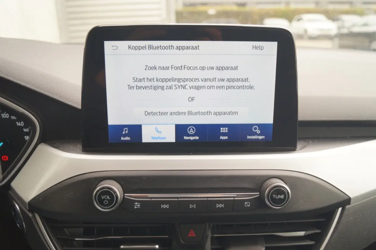 1.0 EcoBoost Hybrid 125pk Titanium X Business -NAVI-ECC-PDC-CAM-