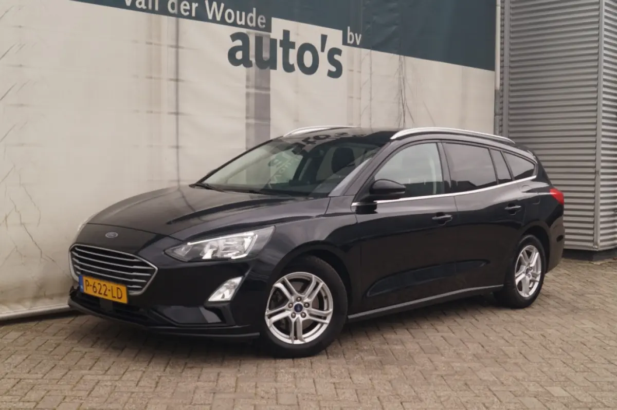 1.0 EcoBoost Hybrid 125pk Titanium X Business -NAVI-ECC-PDC-CAM-
