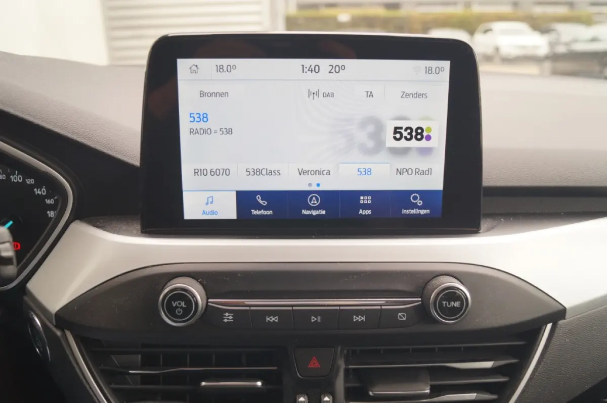 1.0 EcoBoost Hybrid 125pk Titanium X Business -NAVI-ECC-PDC-CAM-