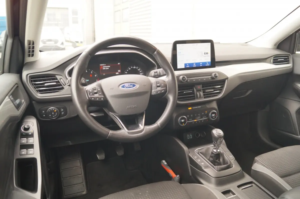 1.0 EcoBoost Hybrid 125pk Titanium X Business -NAVI-ECC-PDC-CAM-