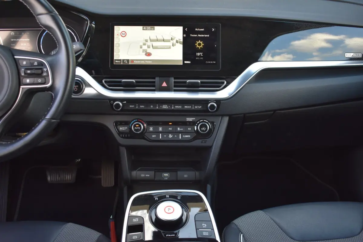 DynamicLine 64 kWh | SOH 100% | DEALER ONDERHOUDEN | NAP | APPLE CARPLAY | CAMERA | ANDROID AUTO