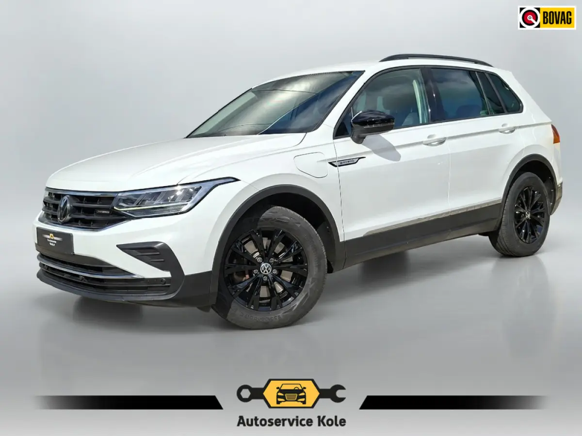 1.4 TSI eHybrid LIFE PHEV * Navigatiesysteem * Parkeercamera * Elektrische achterklep *