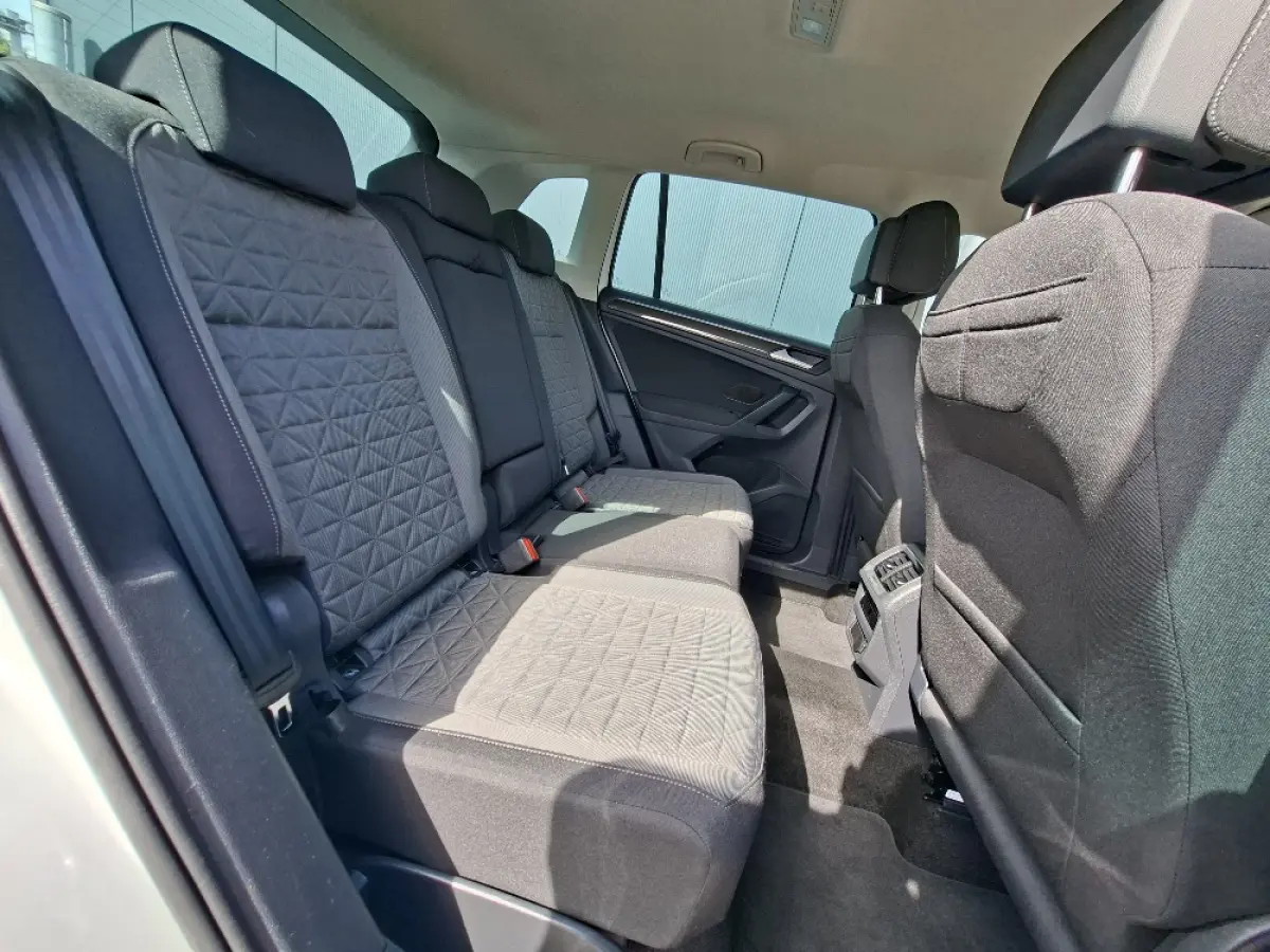 1.4 TSI eHybrid LIFE PHEV * Navigatiesysteem * Parkeercamera * Elektrische achterklep *
