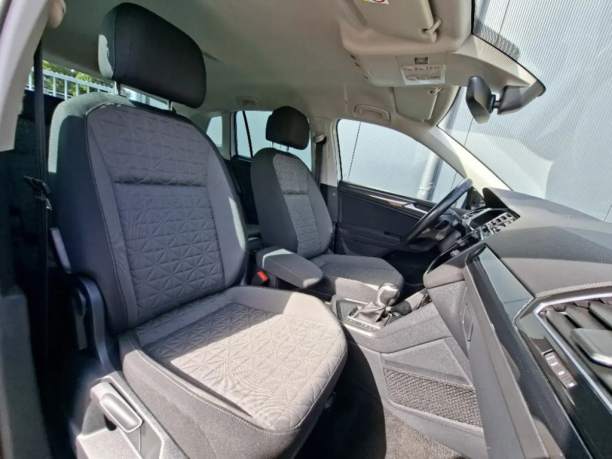 1.4 TSI eHybrid LIFE PHEV * Navigatiesysteem * Parkeercamera * Elektrische achterklep *