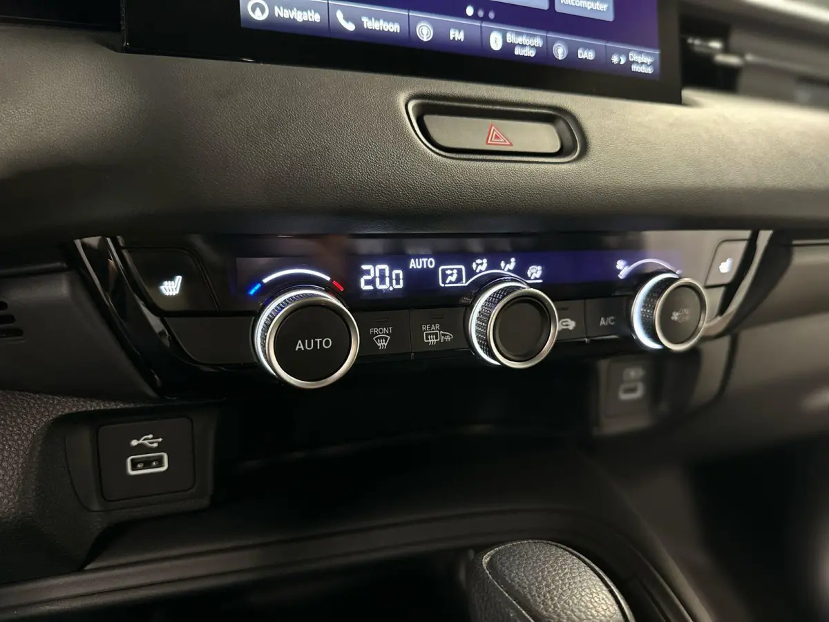 1.5 e:HEV Elegance Automaat | Navi