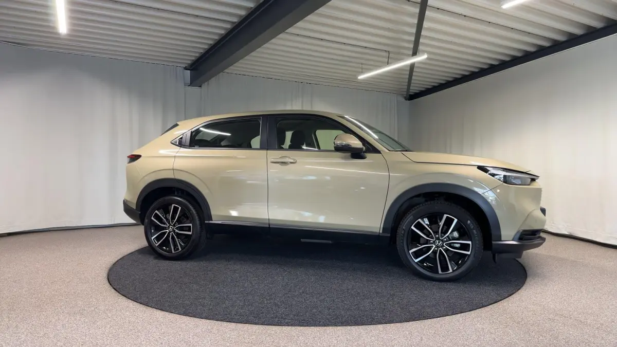1.5 e:HEV Elegance Automaat | Navi