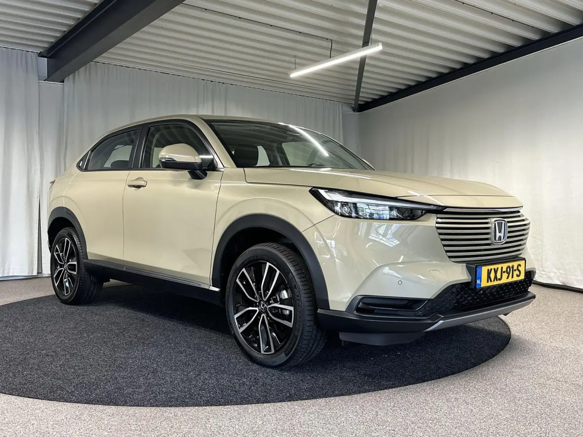 1.5 e:HEV Elegance Automaat | Navi