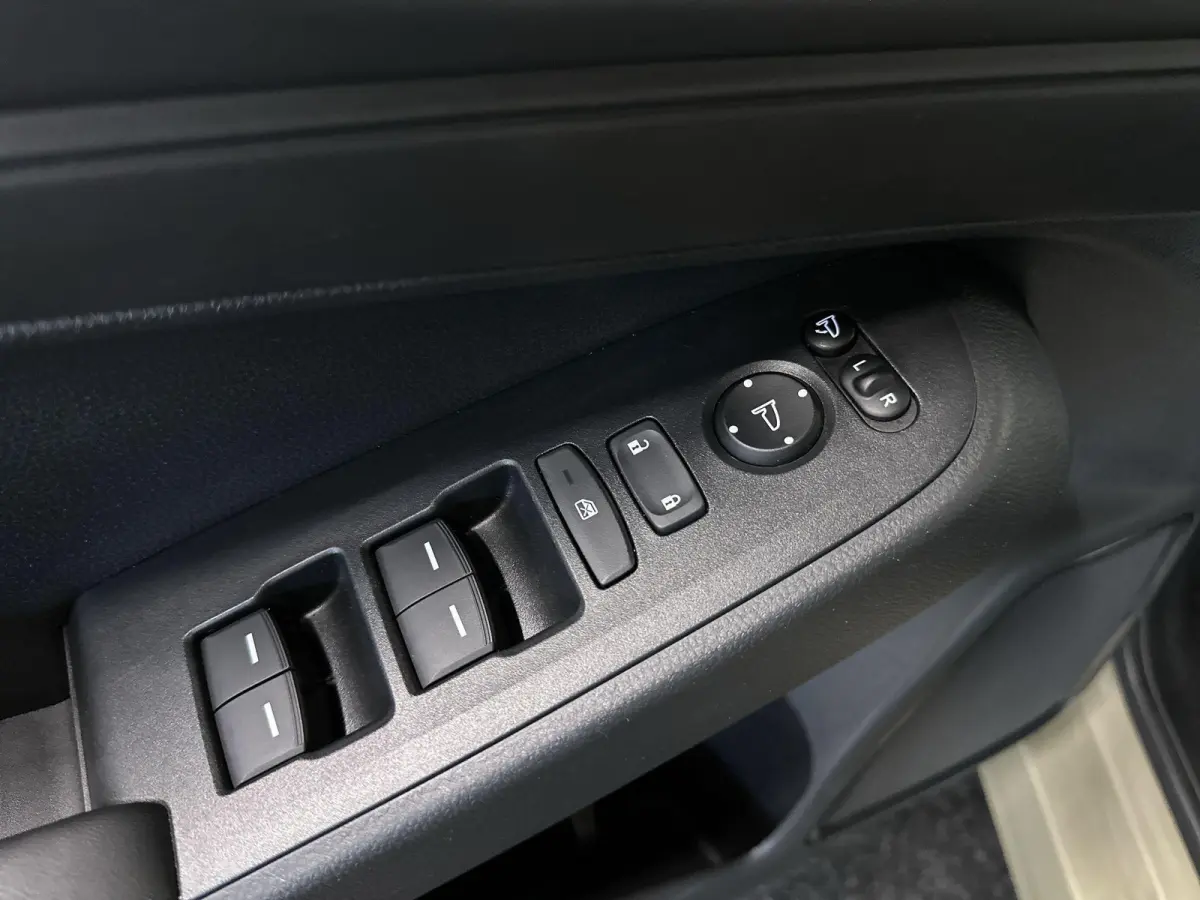 1.5 e:HEV Elegance Automaat | Navi