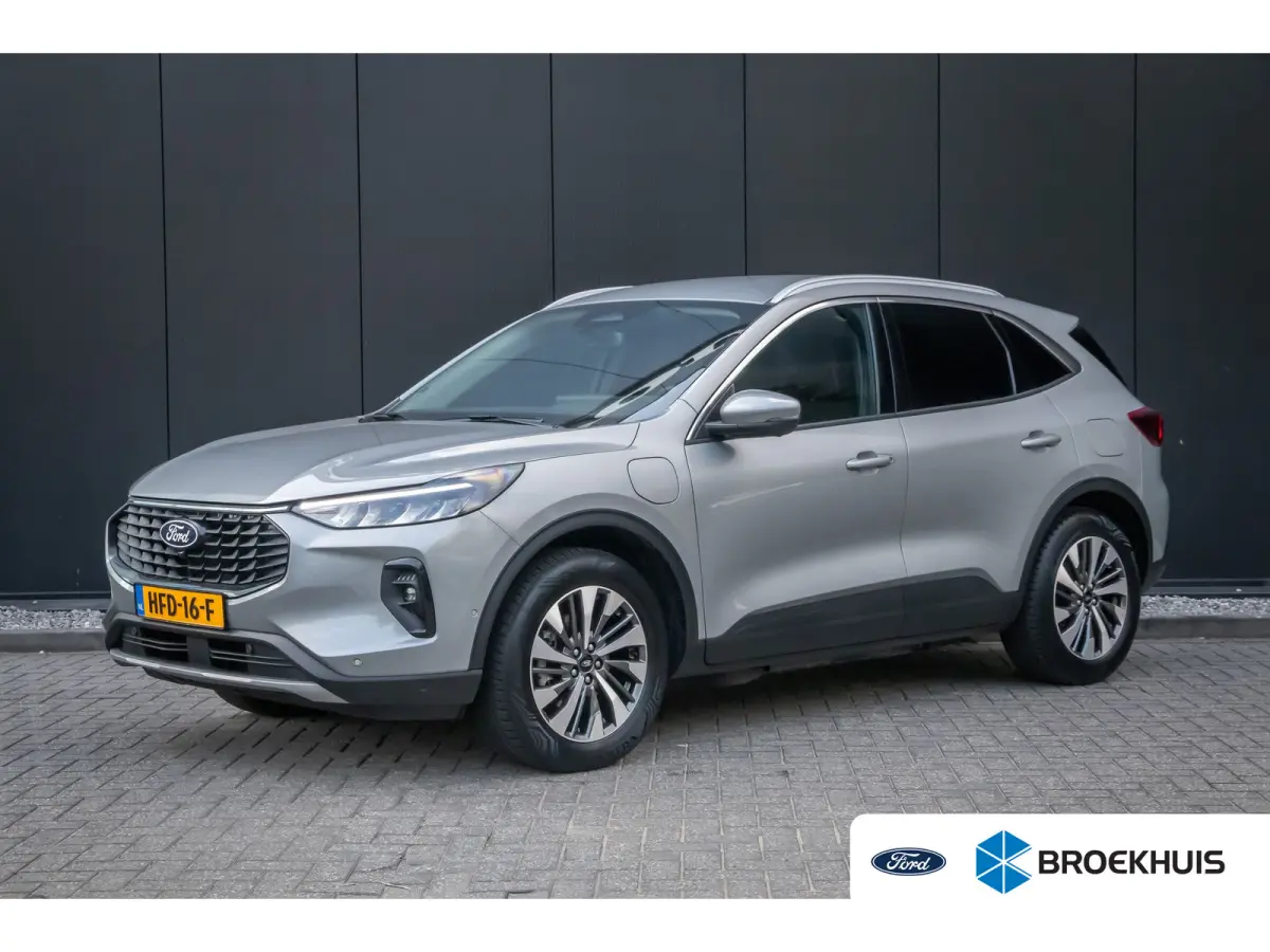 2.5 PHEV Titanium | Trekhaak | Adpative Cruise | 360 Camera | 18 inch