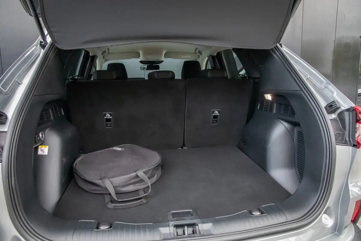2.5 PHEV Titanium | Trekhaak | Adpative Cruise | 360 Camera | 18 inch
