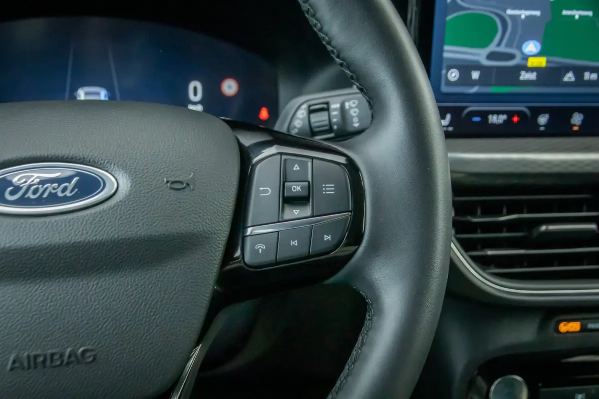 2.5 PHEV Titanium | Trekhaak | Adpative Cruise | 360 Camera | 18 inch