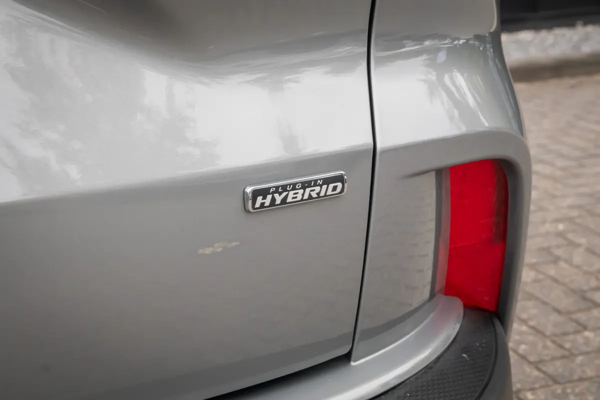 2.5 PHEV Titanium | Trekhaak | Adpative Cruise | 360 Camera | 18 inch