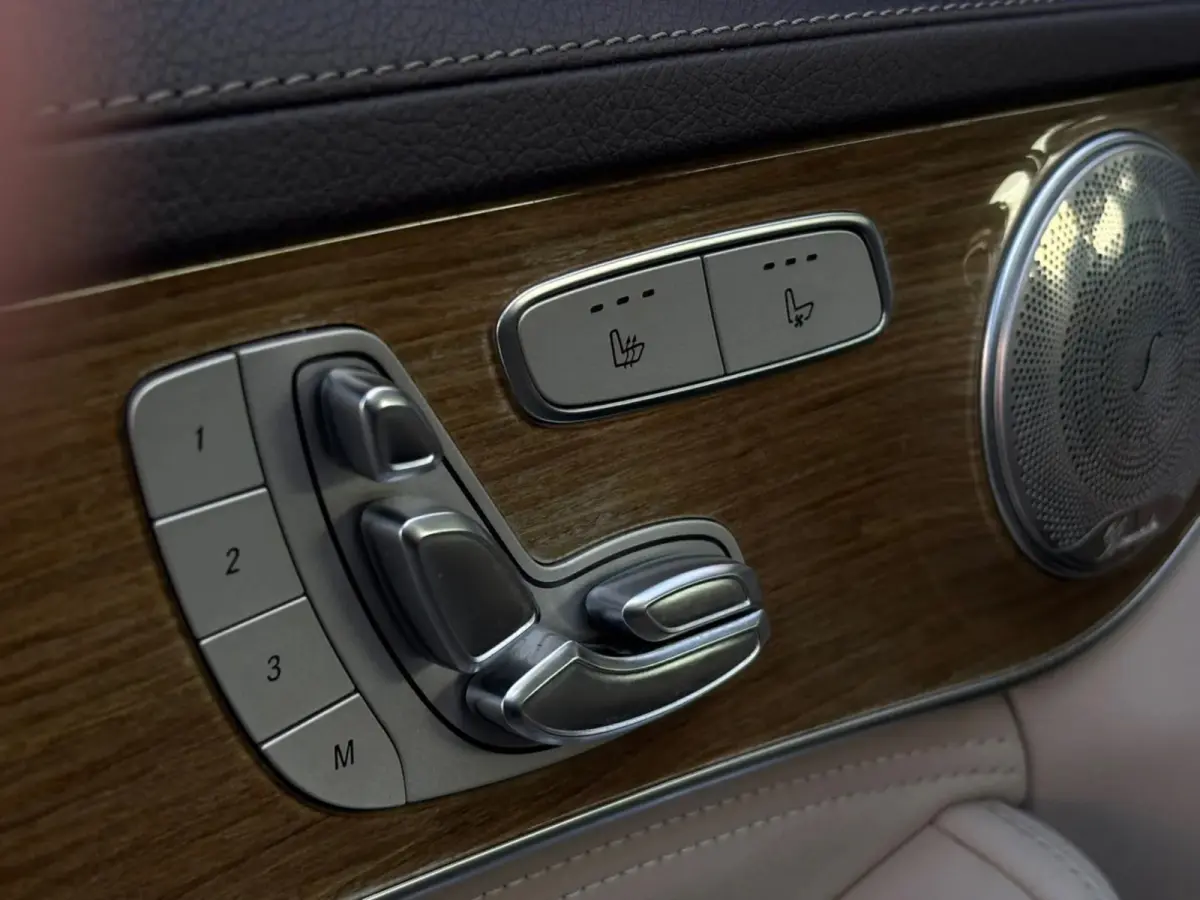 250 Edition 1 AMG (Goed OnderH, Panorama, Camera, Burmester, StoelVer en Koel,, Navi, PDC, Cruise Con, Etc)