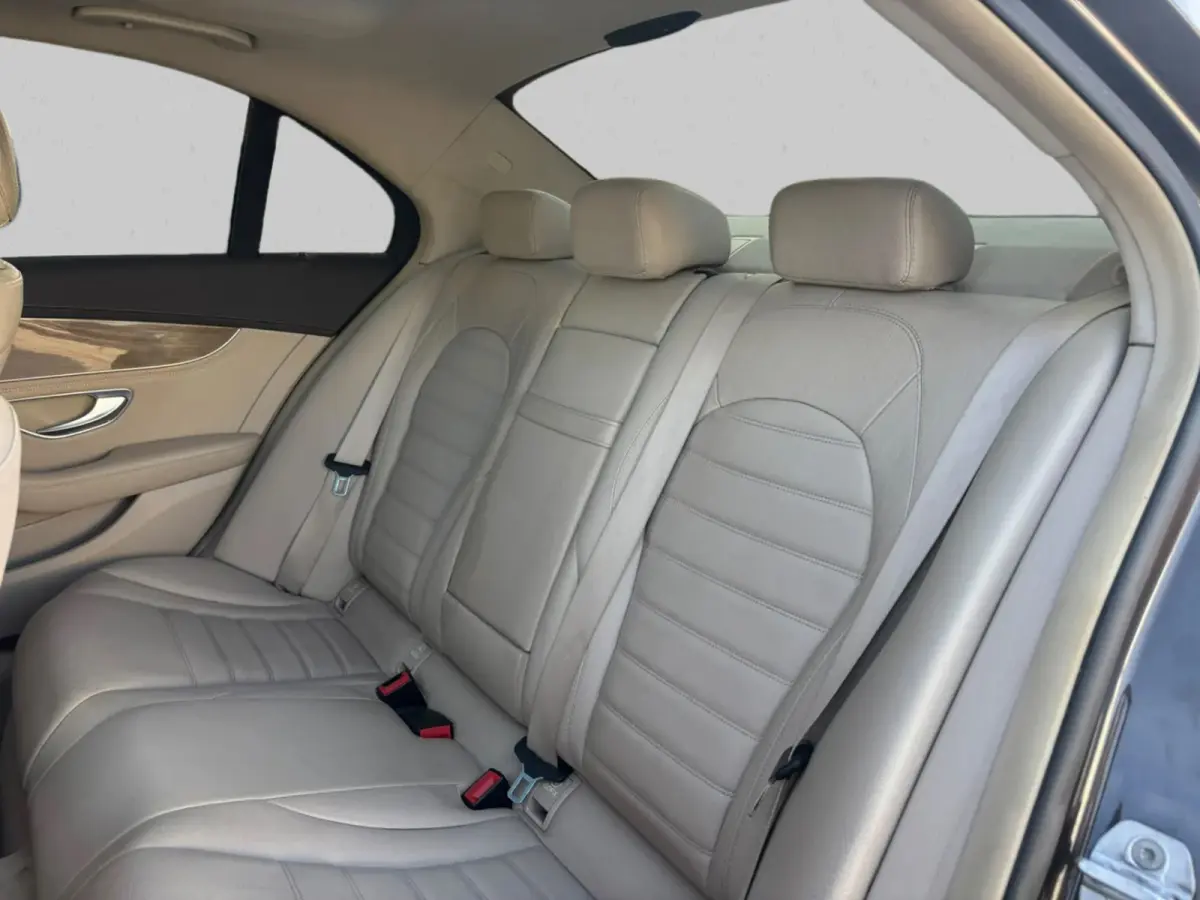 250 Edition 1 AMG (Goed OnderH, Panorama, Camera, Burmester, StoelVer en Koel,, Navi, PDC, Cruise Con, Etc)