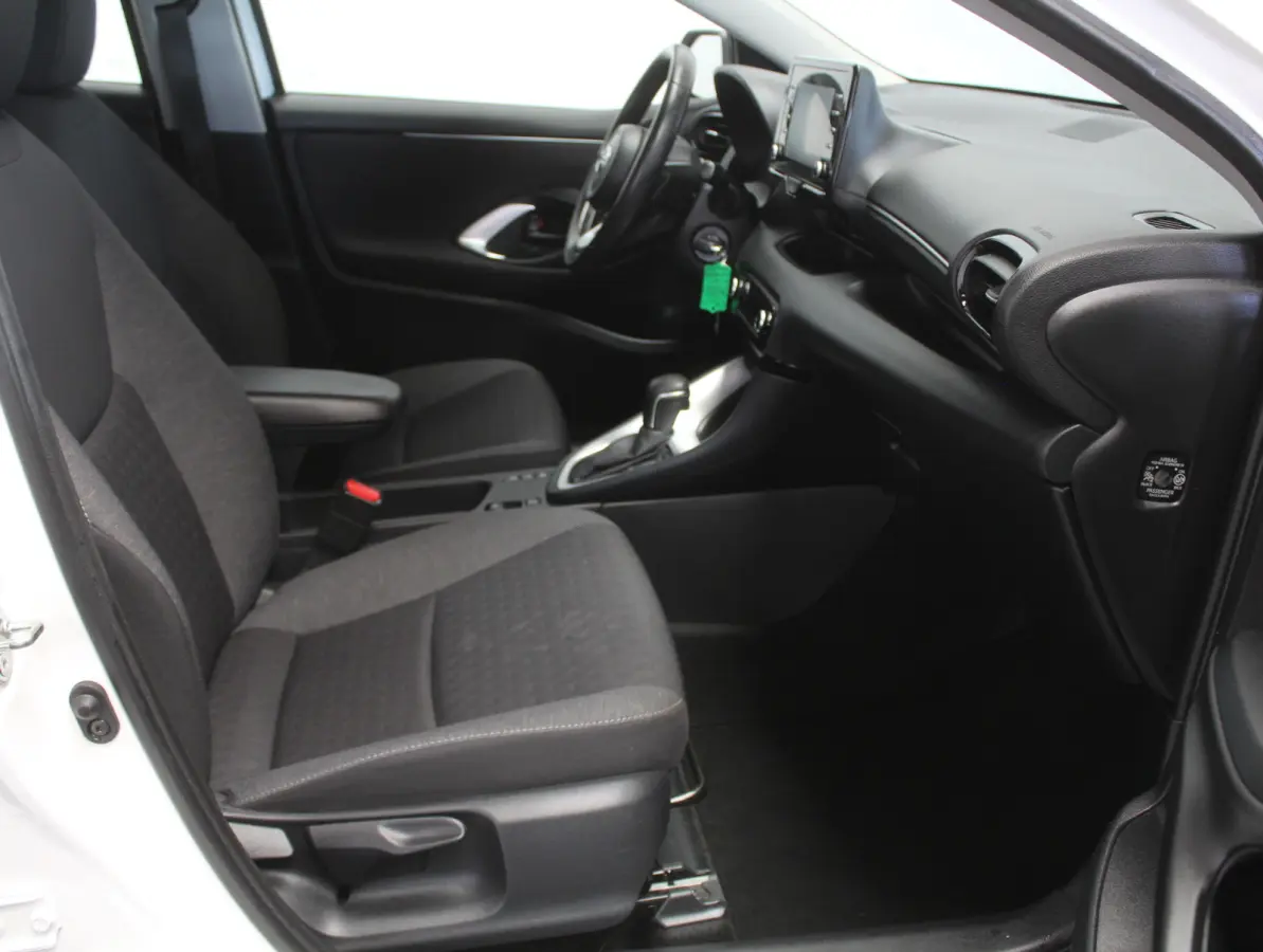 1.5 Hybrid Active NAVI | CARPLAY | AUTOMAAT | ADAPCRUISE | AFNBTREKHAAK | LED | CLIMATE | CAMERA