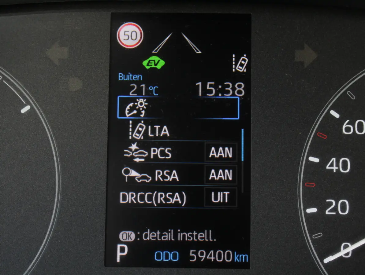 1.5 Hybrid Active NAVI | CARPLAY | AUTOMAAT | ADAPCRUISE | AFNBTREKHAAK | LED | CLIMATE | CAMERA