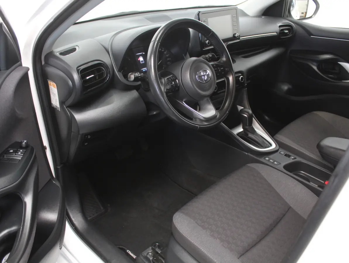 1.5 Hybrid Active NAVI | CARPLAY | AUTOMAAT | ADAPCRUISE | AFNBTREKHAAK | LED | CLIMATE | CAMERA