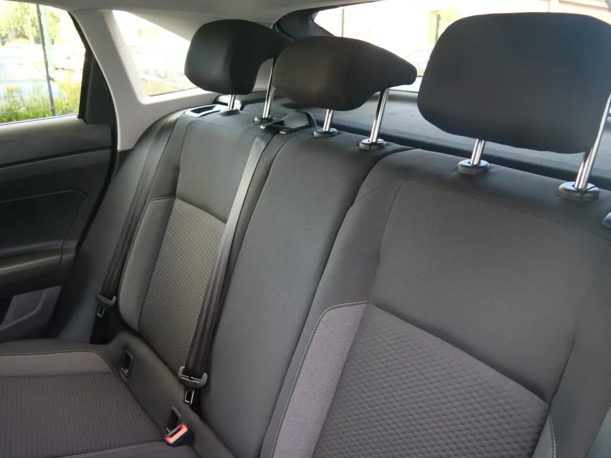 1.0 TSI 96pk Life LED / Apple Carplay / Stoelverwarming