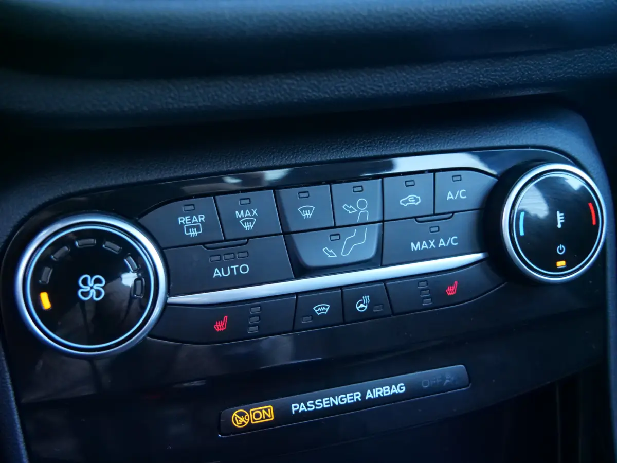 1.0 EcoBoost Mild Hybrid ST-Line X 125 Pk Automaat Navi / DAB / Apple Carplay / Trekhaak