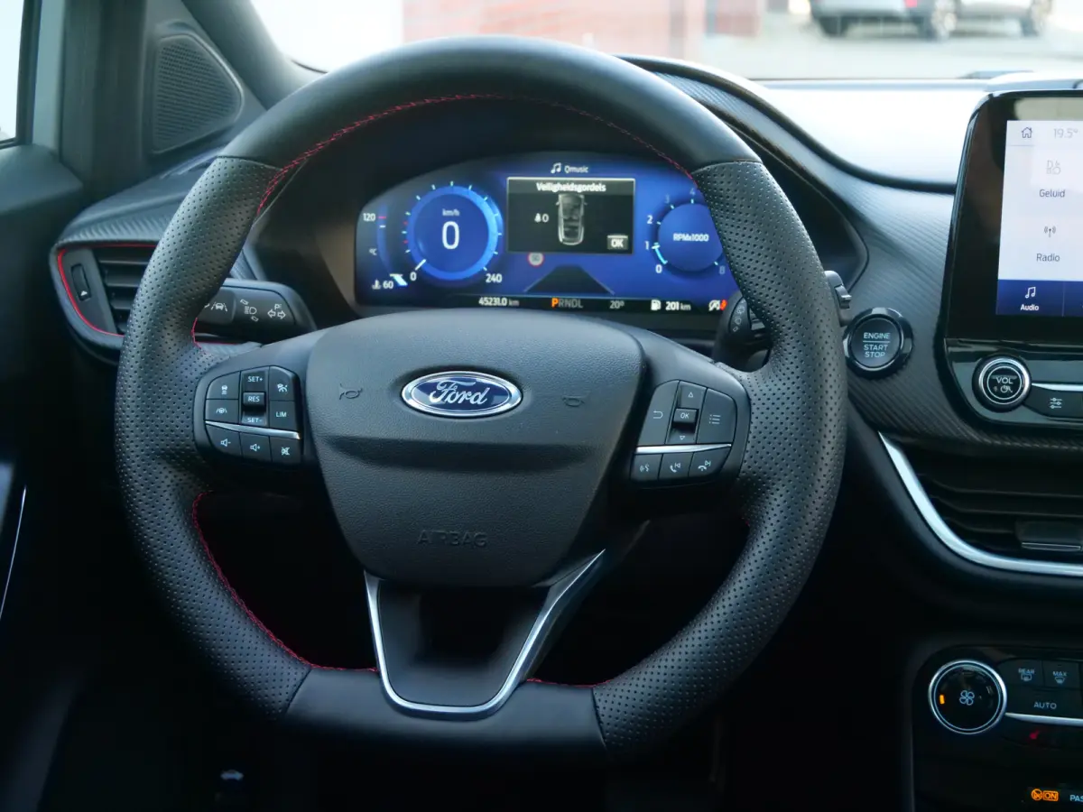1.0 EcoBoost Mild Hybrid ST-Line X 125 Pk Automaat Navi / DAB / Apple Carplay / Trekhaak