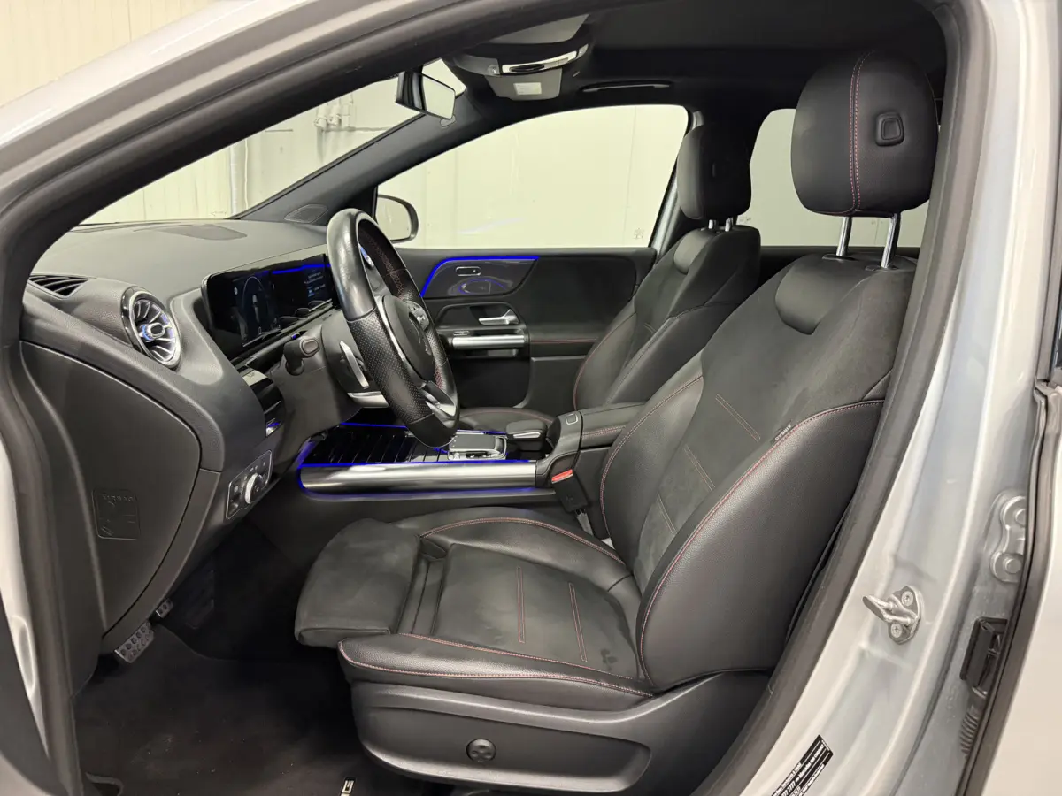 200 AMG aut. 58.889KM/PANO/TREKHAAK/MEMORY/LED/CAMERA/CARBON/18" AMG/AMG-SPORT-STOELEN/DODE-HOEK/LANE-ASSIST/EL.A.KLEP/PRIVACY/DONKERE-HEMEL/NIGHT-PAKKET/IRIDIUM-SILVER/UNIEKE AUTO,ABSOLUTE 