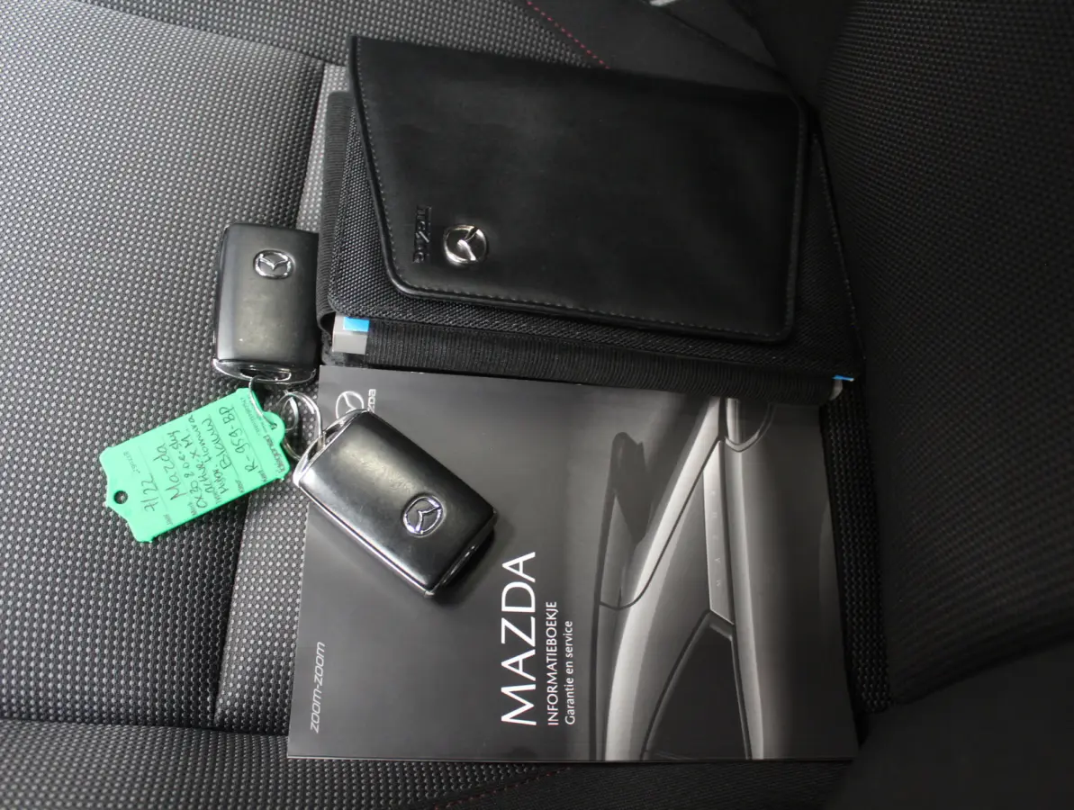 2.0 e-SkyActiv-X M Hybrid Homura | CLIMATE | ADAPCRUISE | CARPLAY | CAMERA | DAB | LED | HEAD-UP | NAVI | LMV18 | STOEL/STUURVERW