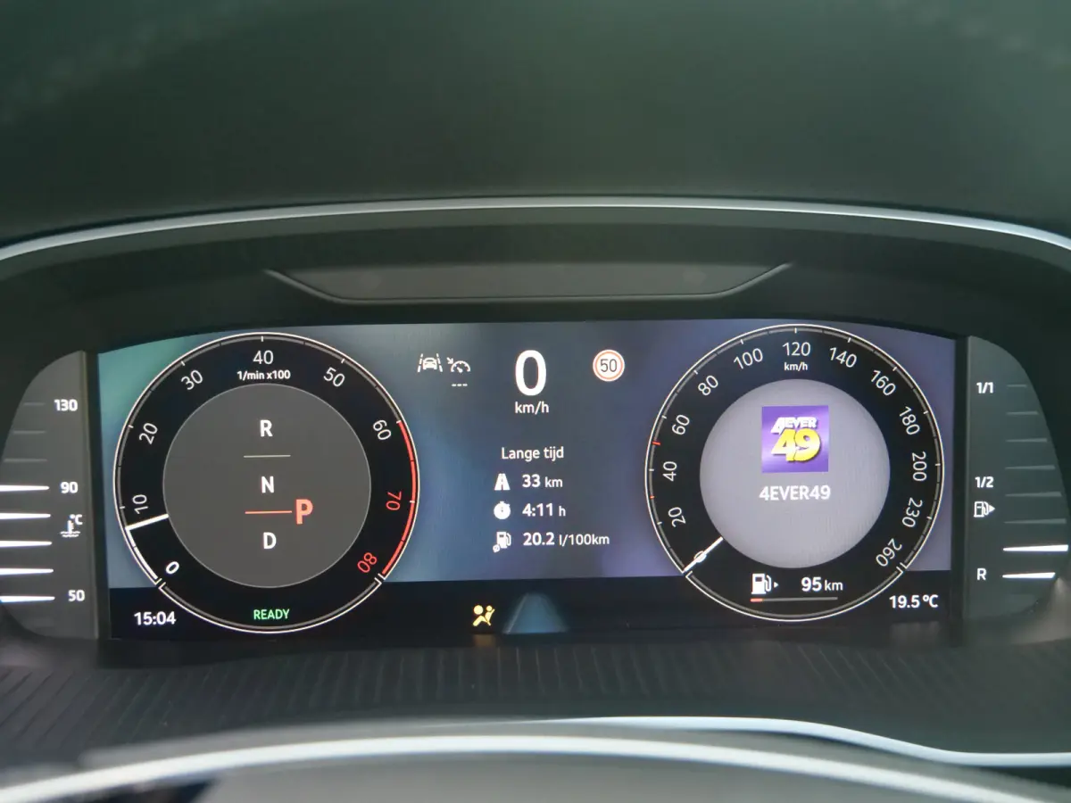 1.5 TSI MHEV Business Edition Plus 150 Pk Automaat Navi / DAB / Apple Carplay / Camera / Stoelverwarming / Pano-dak