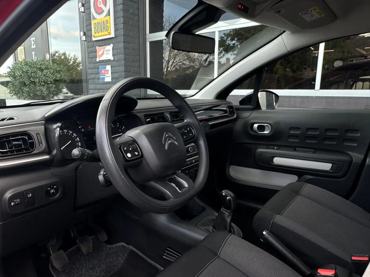1.2 Feel, Airco, Bluetooth, Cruise, NW Distributieriem, NAP, Radio