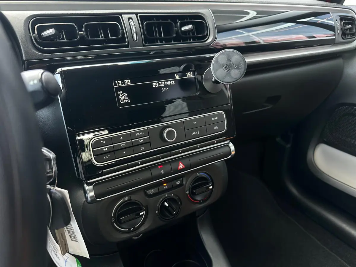 1.2 Feel, Airco, Bluetooth, Cruise, NW Distributieriem, NAP, Radio