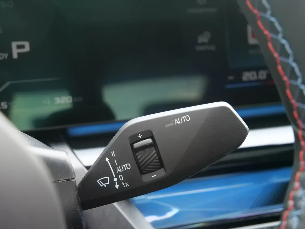 M60 xDrive 84 kWh 601 Pk Automaat M-sport pro / Navi / DAB / Apple Carplay / Camera / SOH 95,8%