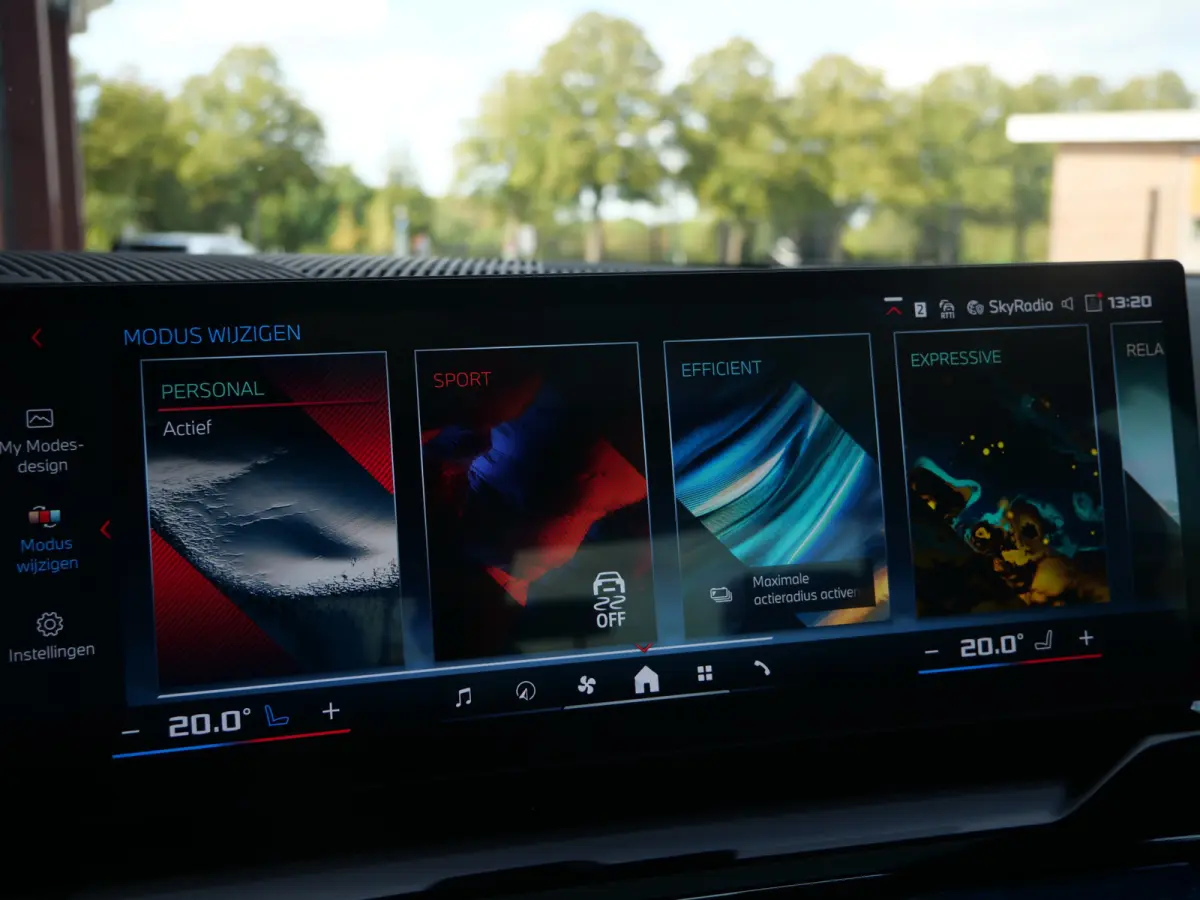 M60 xDrive 84 kWh 601 Pk Automaat M-sport pro / Navi / DAB / Apple Carplay / Camera / SOH 95,8%
