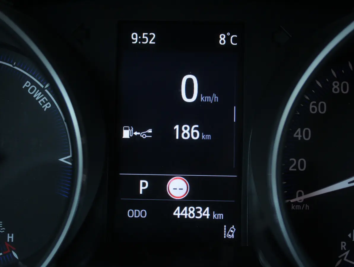 1.8 Hybrid Business CLIMATE | CARPLAY | ADAPCRUISE | DAB | LED | LMV17 | CAMERA | ABS/ASR
