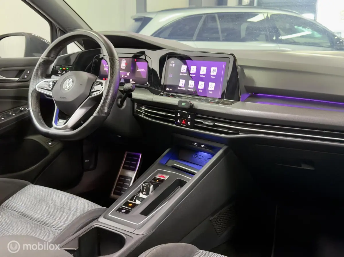 1.4 eHybrid GTE | Pano | Cam | IQ Light | ACC | Travel Assist | 18" | Apple- & Android Carplay | 245 PK