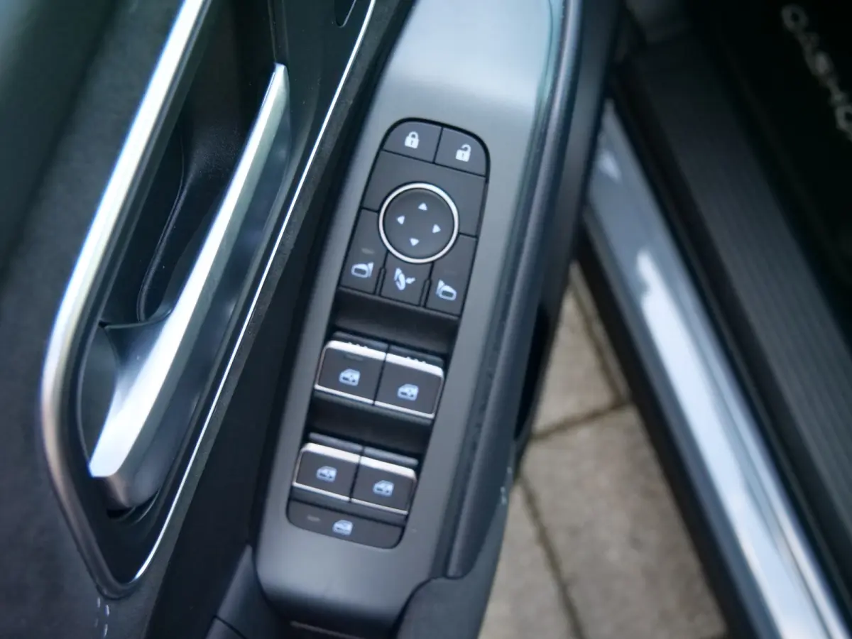 1.3 MHEV Xtronic Tekna Plus 158 Pk Navi / DAB / Pano-dak / Winterpakket / Apple Carplay / Leer