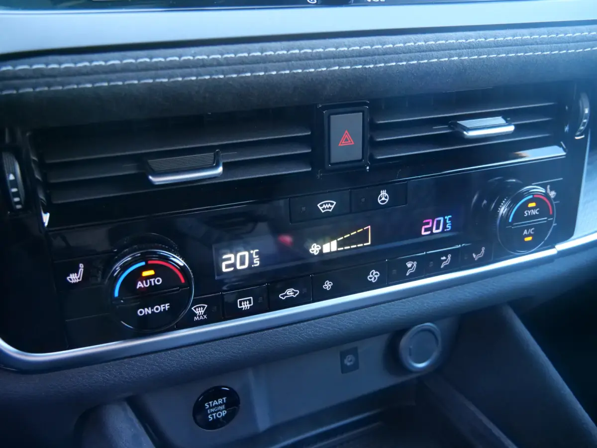 1.3 MHEV Xtronic Tekna Plus 158 Pk Navi / DAB / Pano-dak / Winterpakket / Apple Carplay / Leer