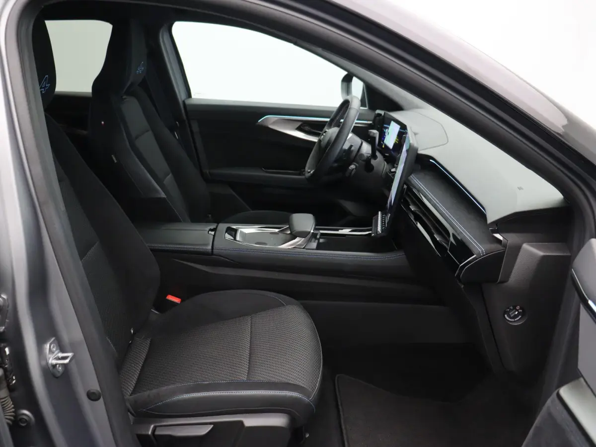 E-Tech full hybrid 200pk techno esprit Alpine | Elek. kofferklep | Adaptieve cruise control | Blind spot |