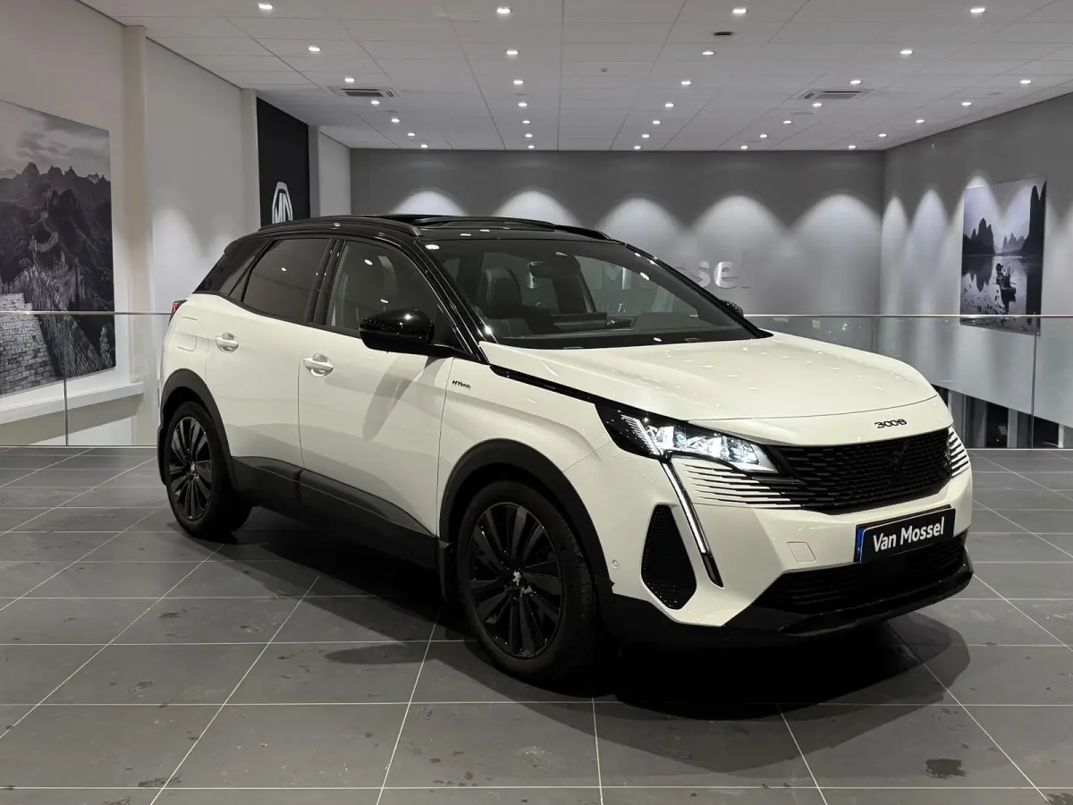 1.6 HYbrid 225 GT Automaat | Climate Control | Elek. Schuif / Kantel Dak | Elek. Kofferklep | Voorstoelen Verwarmd | Full Map Navigatie | Apple Carplay / Android Auto | Camera | Parkeersenso