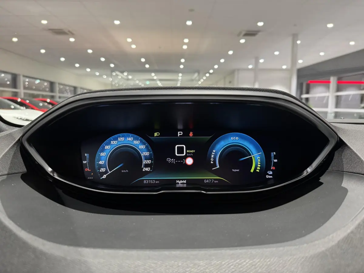 1.6 HYbrid 225 GT Automaat | Climate Control | Elek. Schuif / Kantel Dak | Elek. Kofferklep | Voorstoelen Verwarmd | Full Map Navigatie | Apple Carplay / Android Auto | Camera | Parkeersenso