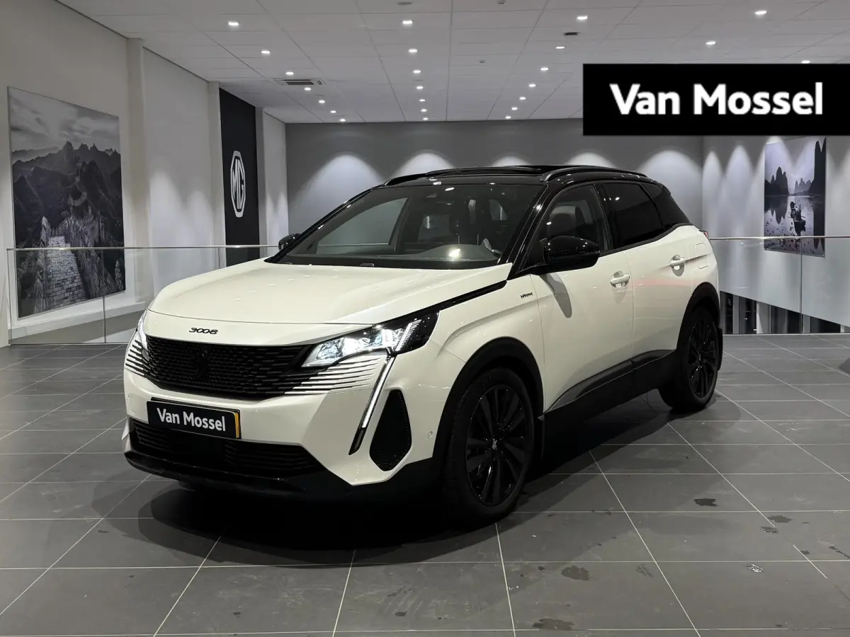 1.6 HYbrid 225 GT Automaat | Climate Control | Elek. Schuif / Kantel Dak | Elek. Kofferklep | Voorstoelen Verwarmd | Full Map Navigatie | Apple Carplay / Android Auto | Camera | Parkeersenso
