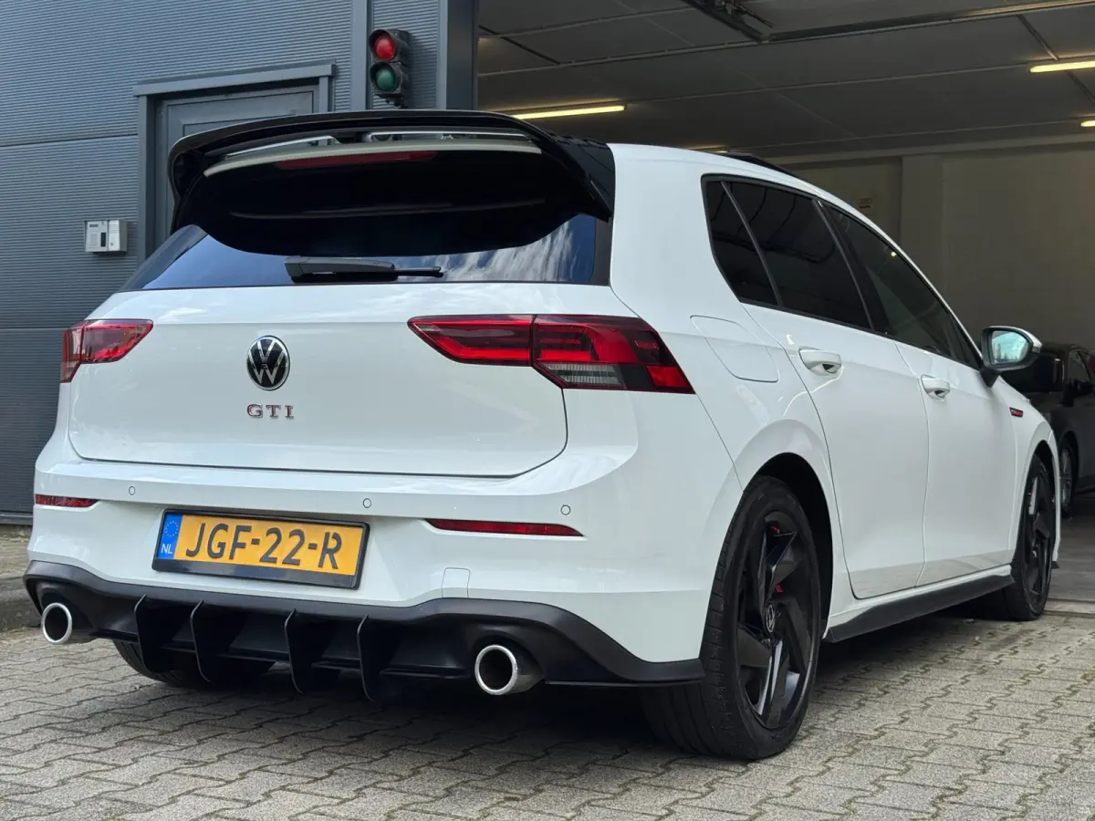 2.0 TSI GTI / PANO / SFEER / KEYLESS / CARPLAY / FLIPPERS / CLIMATE / ADAPTIEVE CRUISE / DAB+ / PRIVACY GLASS !