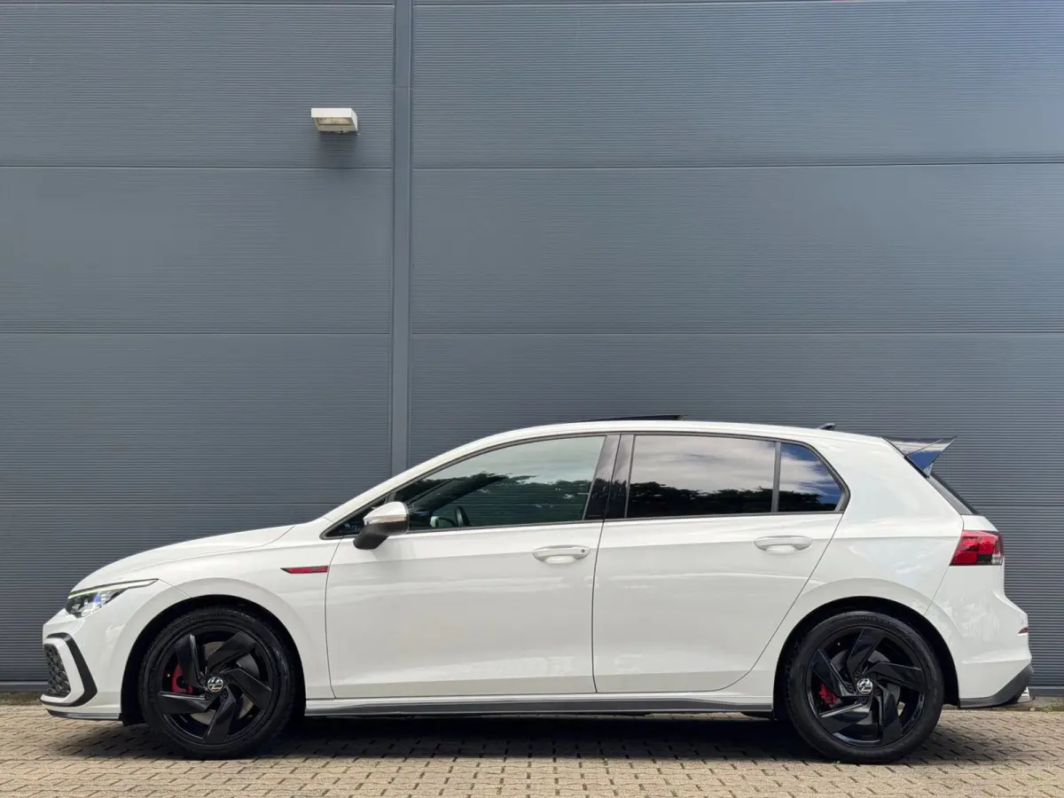 2.0 TSI GTI / PANO / SFEER / KEYLESS / CARPLAY / FLIPPERS / CLIMATE / ADAPTIEVE CRUISE / DAB+ / PRIVACY GLASS !
